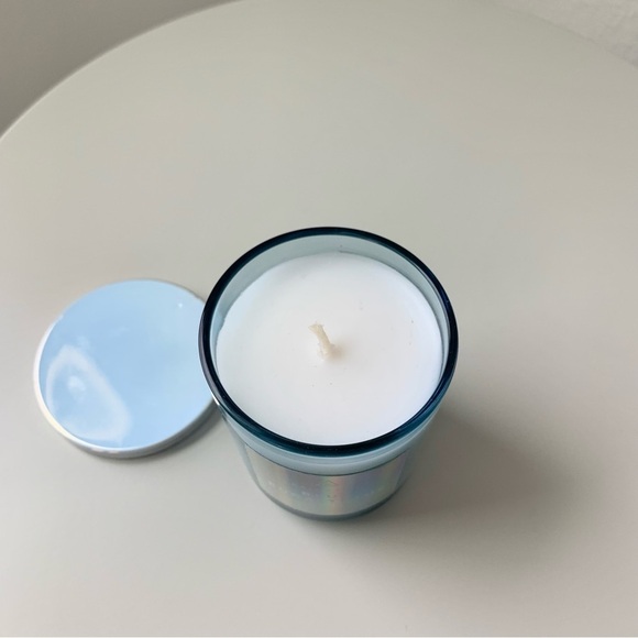 Blue Eucalyptus Holographic Iridescent Mini Scented Candle - Picture 4 of 8